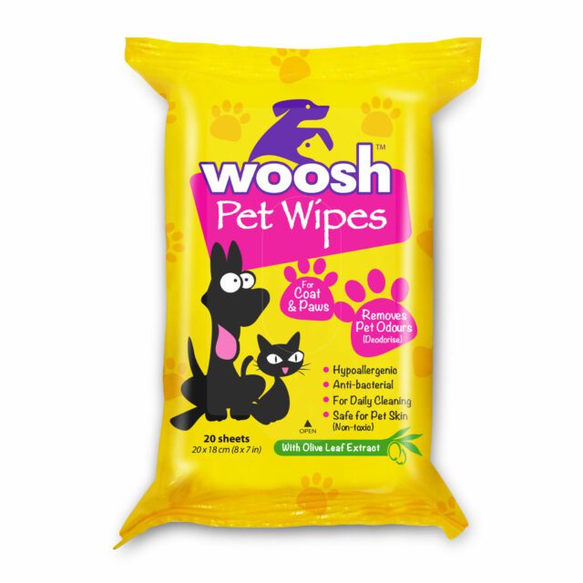 Woosh Pet Wipes for Dogs & Cats Hypoallergenic Deodorising with Vitamin E & Olive Leaf Extract 20 sheets